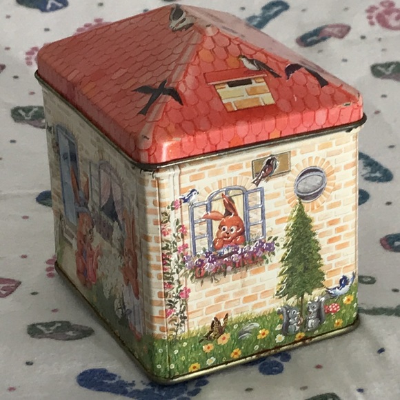 Collectible Candy Tin once Filled with Hard Candies - Picture 13 of 13